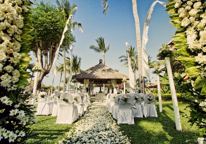Grand-Aston-Nusa-Benoa-Wedding-Packages