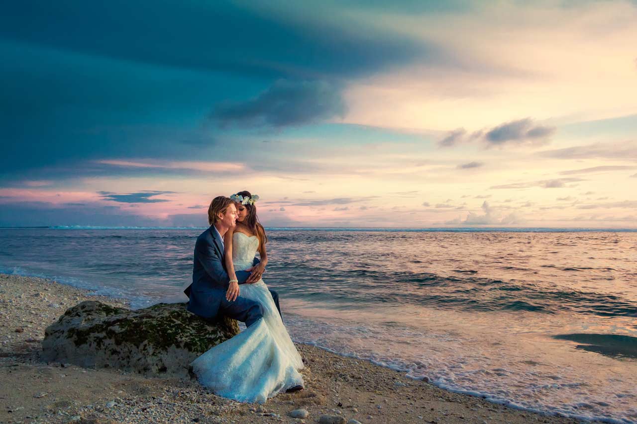 sunset-bali-cliff-top-villa-wedding