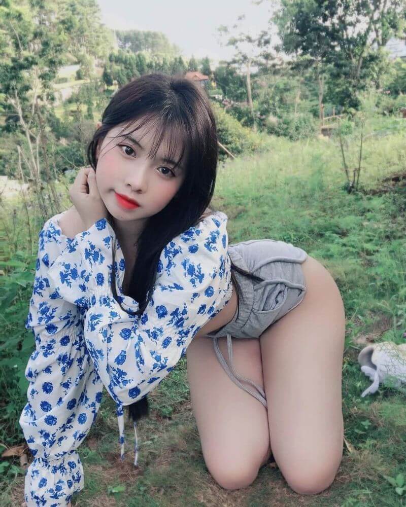 Ngắm hình gái đẹp trên bigo